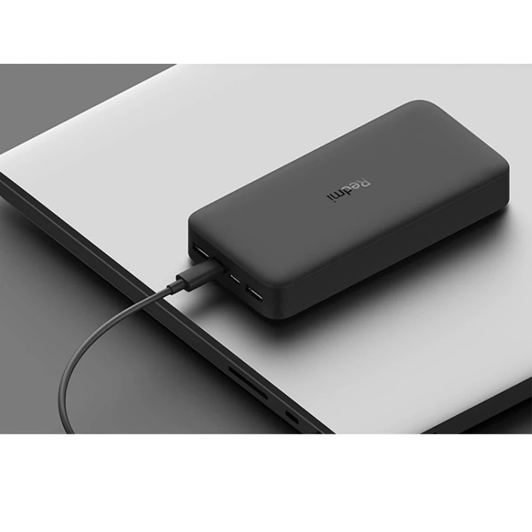 خرید پاوربانک مدل PB200LZM ظرفیت 20000 میلی آمپر ساعت دارای پورت خروجی دوگانه USB_A و پورت ورودی دوگانه USB-C و MicroUSB، جنس بدنه پلاستیک ABS، دارای 3 درگاه خروجی فست شارژ از بندچی